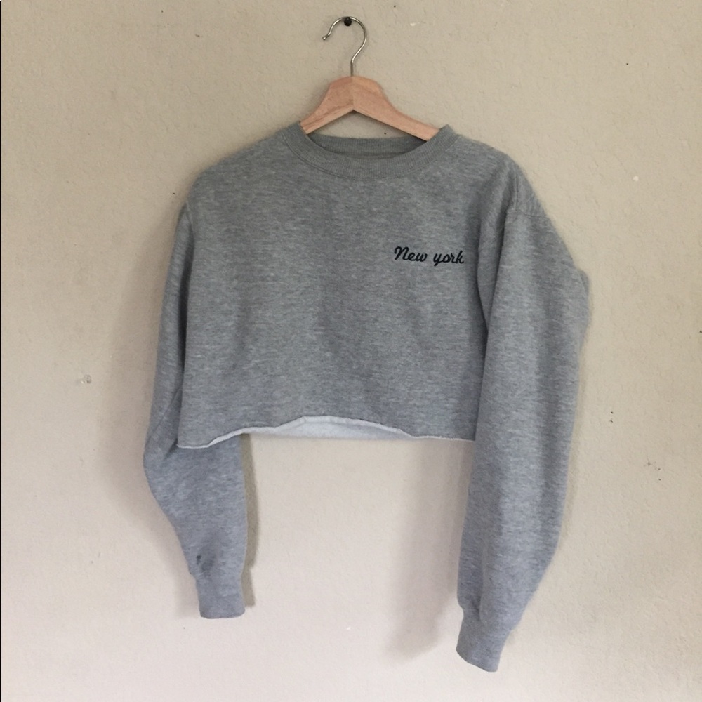 Brandy Melville Cropped New York Sweater